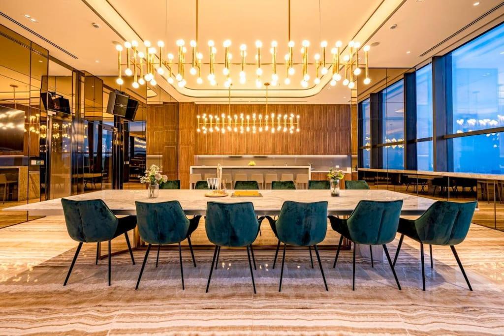 The Rixx Trendy 2bed 1bath At The Marq